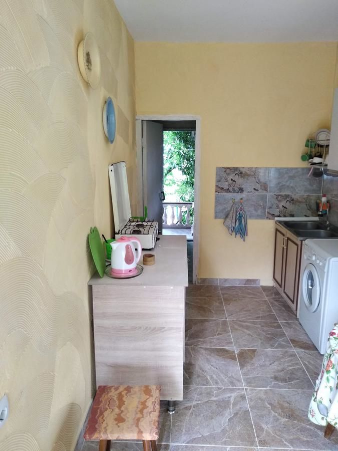 Дома для отпуска House on Magnolii 1 Батуми-19