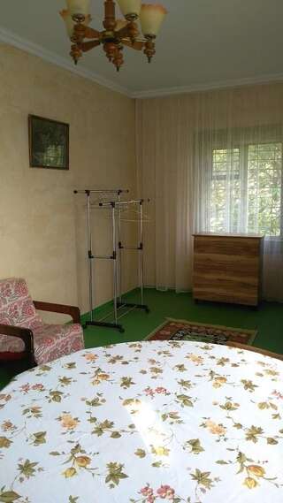 Дома для отпуска House on Magnolii 1 Батуми Дом с 2 спальнями-7